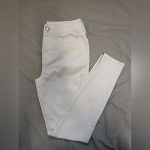 SO. White Skinny Jeans Size 5/27W